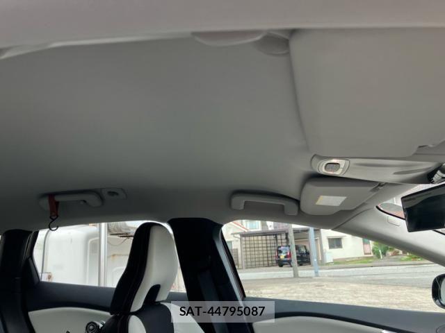 Volvo CROSS COUNTRY 2013-09 7964308-8