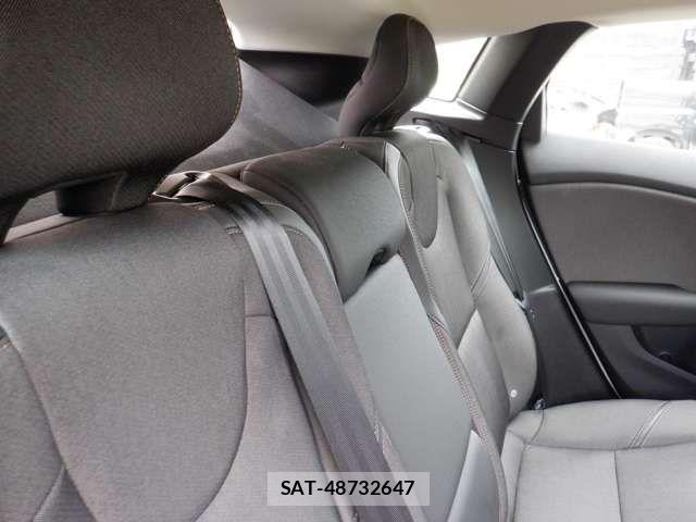 Volvo CROSS COUNTRY 2019-09 8102539-12