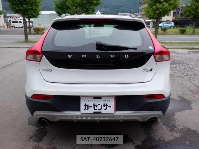 Volvo CROSS COUNTRY 2019-09 8102539-4