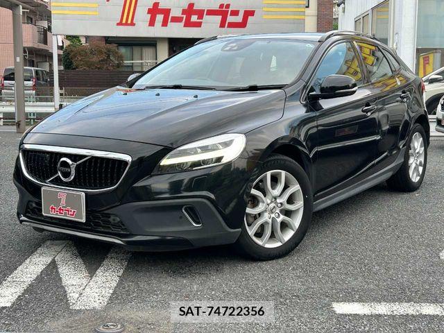 Volvo CROSS COUNTRY 2019-04 8146949-0