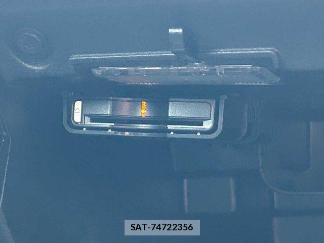 Volvo CROSS COUNTRY 2019-04 8146949-15