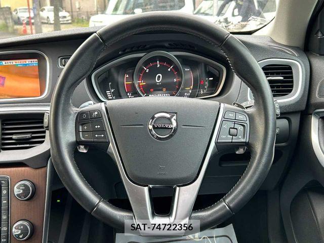 Volvo CROSS COUNTRY 2019-04 8146949-3