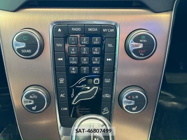 Volvo CROSS COUNTRY 2013-08 8146950-18
