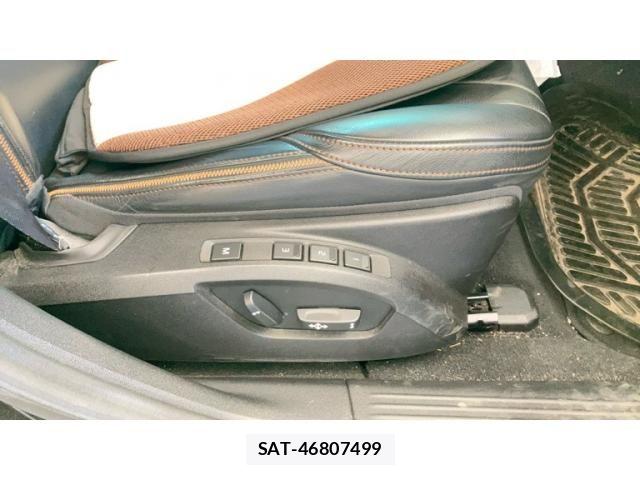 Volvo CROSS COUNTRY 2013-08 8146950-24
