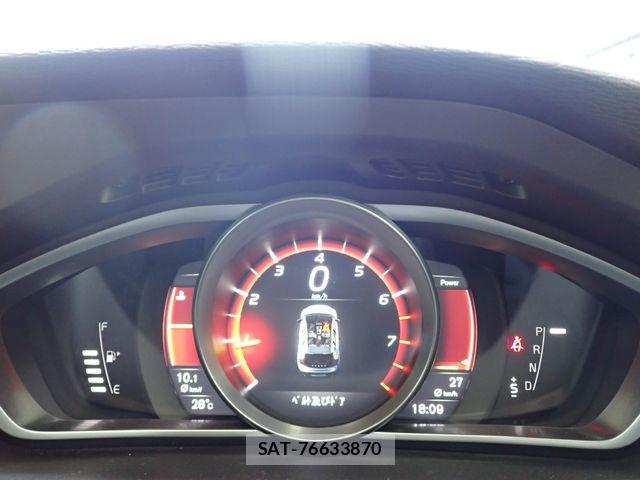 Volvo CROSS COUNTRY 2019-09 8247085-11
