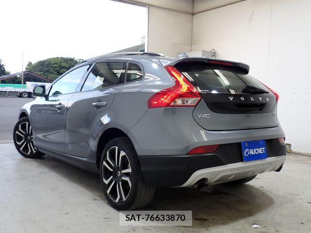 Volvo CROSS COUNTRY 2019-09 8247085-2