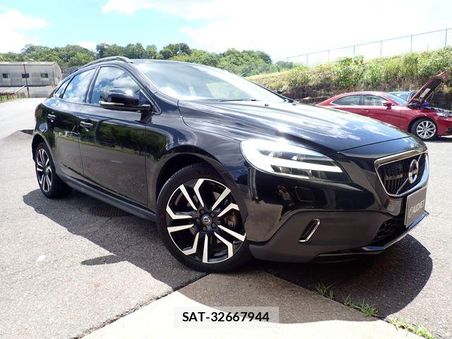Volvo CROSS COUNTRY 2018-06 8247087-0
