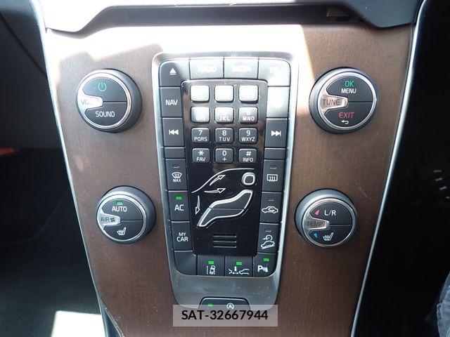 Volvo CROSS COUNTRY 2018-06 8247087-14