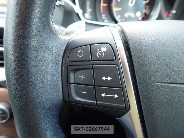 Volvo CROSS COUNTRY 2018-06 8247087-16