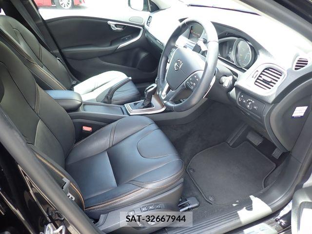 Volvo CROSS COUNTRY 2018-06 8247087-1