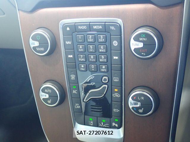 Volvo CROSS COUNTRY 2018-01 8528074-13