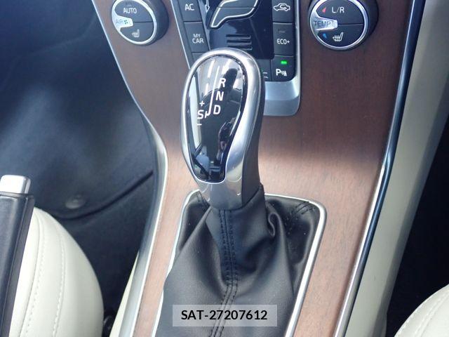 Volvo CROSS COUNTRY 2018-01 8528074-14