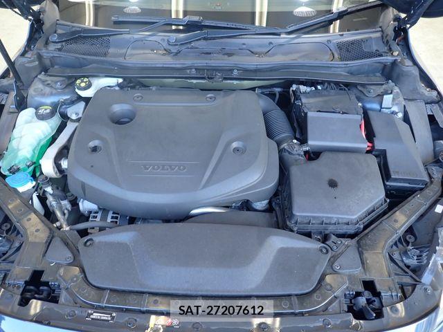 Volvo CROSS COUNTRY 2018-01 8528074-23