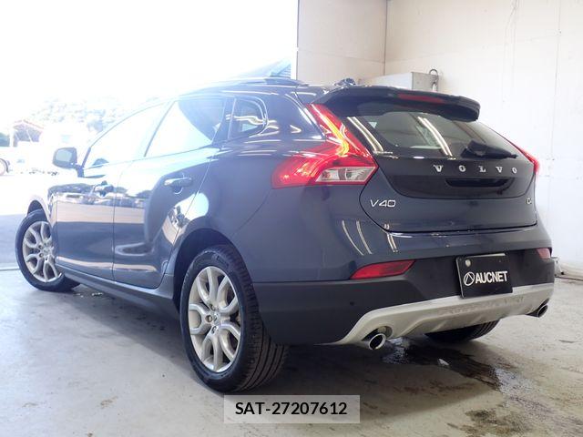 Volvo CROSS COUNTRY 2018-01 8528074-2