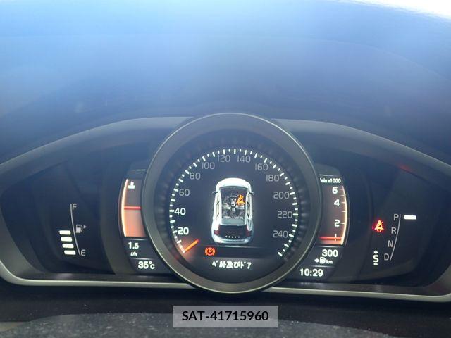 Volvo CROSS COUNTRY 2017-06 8528072-11