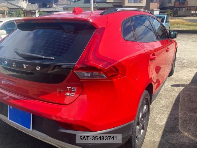 Volvo CROSS COUNTRY 2013-09 8563991-5