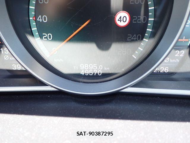 Volvo CROSS COUNTRY 2017-09 8563990-14