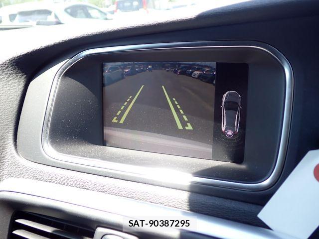 Volvo CROSS COUNTRY 2017-09 8563990-16