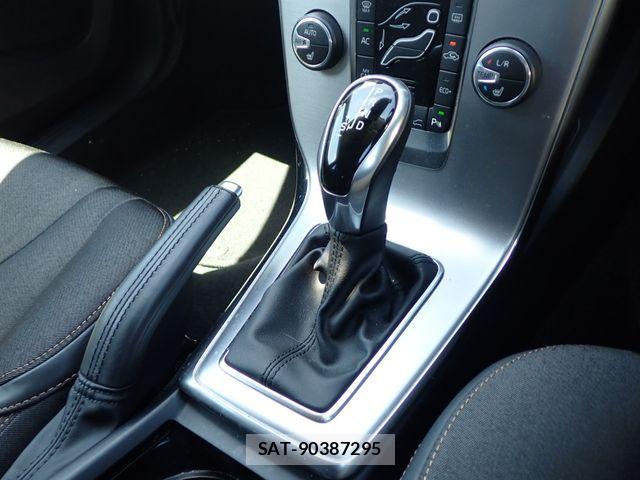Volvo CROSS COUNTRY 2017-09 8563990-19
