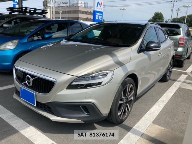 Volvo CROSS COUNTRY 2018-03 8563992-0