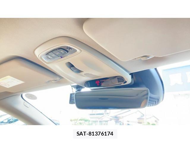 Volvo CROSS COUNTRY 2018-03 8563992-24