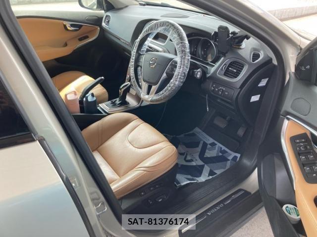 Volvo CROSS COUNTRY 2018-03 8563992-8