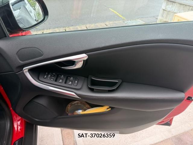 Volvo CROSS COUNTRY 2013-12 8662236-15