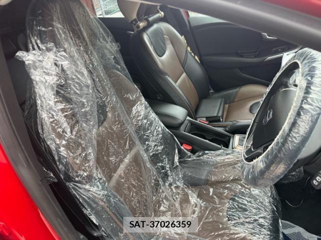 Volvo CROSS COUNTRY 2013-12 8662236-6