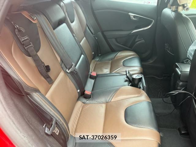 Volvo CROSS COUNTRY 2013-12 8662236-7