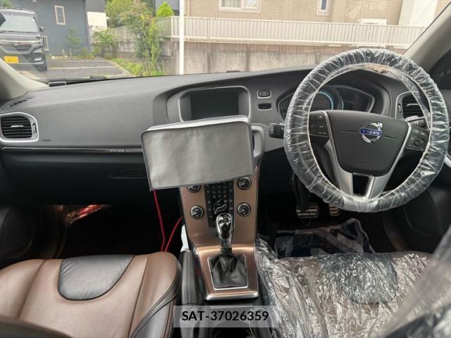 Volvo CROSS COUNTRY 2013-12 8662236-8