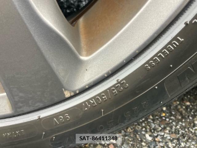 Volvo CROSS COUNTRY 2014-01 8746669-14