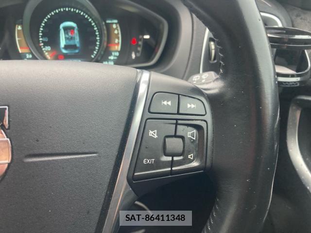 Volvo CROSS COUNTRY 2014-01 8746669-22