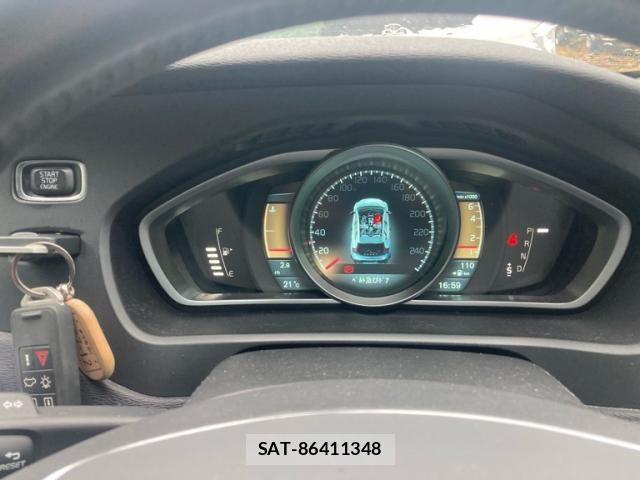 Volvo CROSS COUNTRY 2014-01 8746669-23