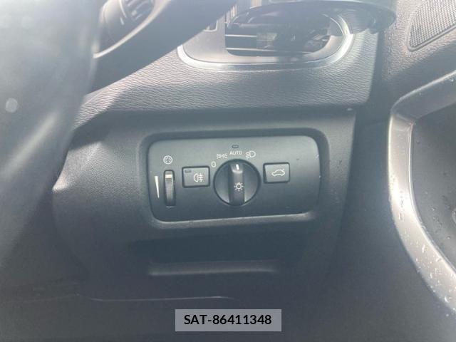 Volvo CROSS COUNTRY 2014-01 8746669-24