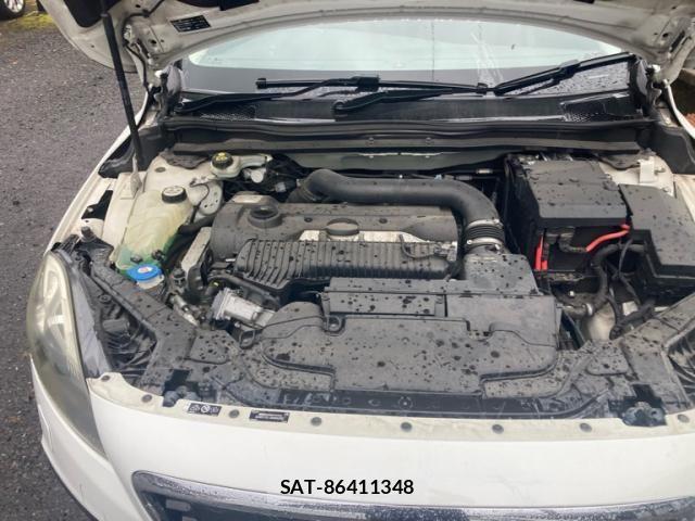 Volvo CROSS COUNTRY 2014-01 8746669-6