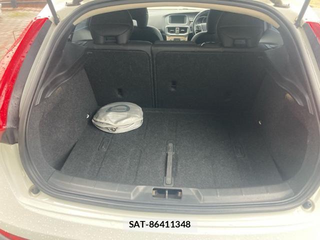 Volvo CROSS COUNTRY 2014-01 8746669-7