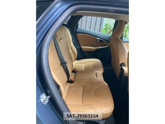 Volvo CROSS COUNTRY 2016-12 8746668-10
