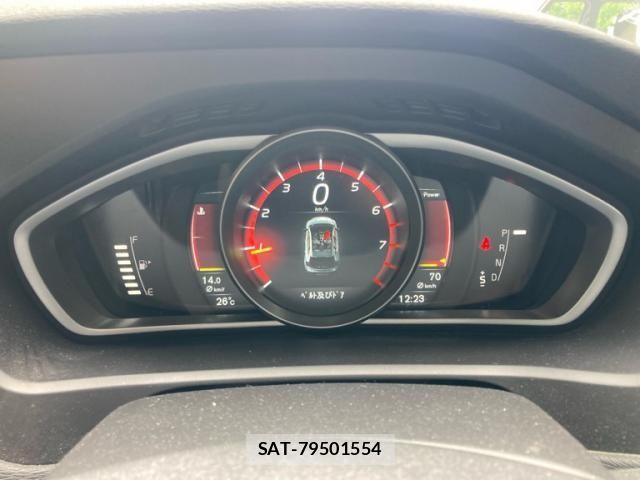 Volvo CROSS COUNTRY 2016-12 8746668-17