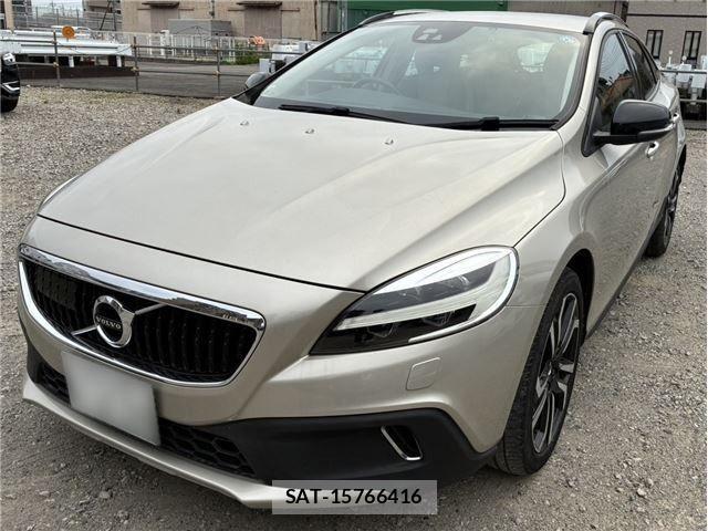 Volvo CROSS COUNTRY 2017-04 8832355-0