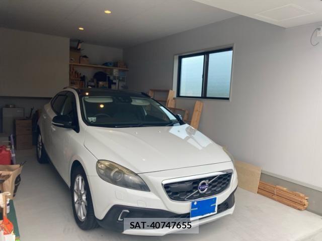 Volvo CROSS COUNTRY 2013-10 8851010-1