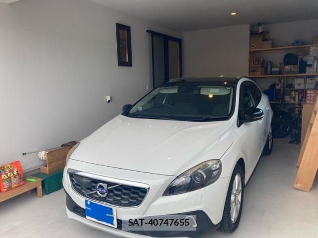 Volvo CROSS COUNTRY 2013-10 8851010-2