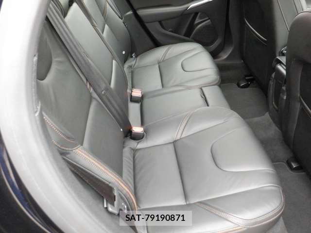 Volvo CROSS COUNTRY 2013-11 8851008-9