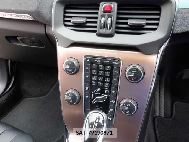 Volvo CROSS COUNTRY 2013-11 8851008-14