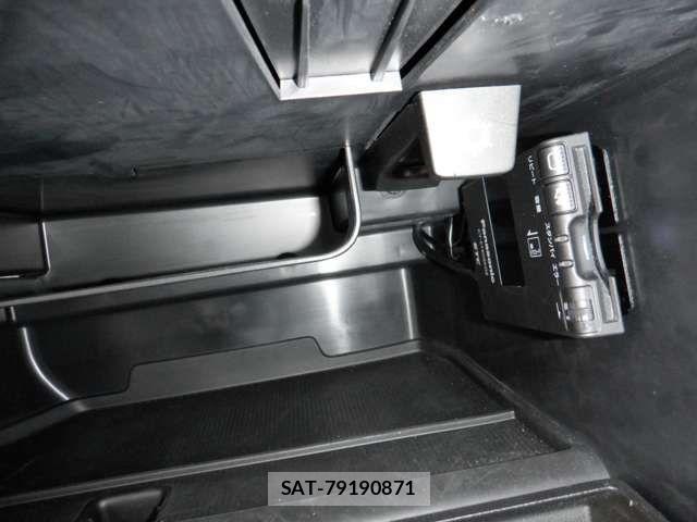 Volvo CROSS COUNTRY 2013-11 8851008-18