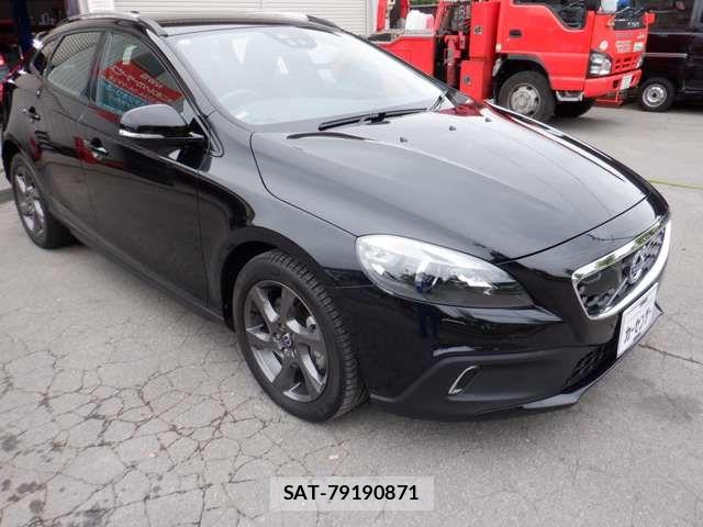 Volvo CROSS COUNTRY 2013-11 8851008-2