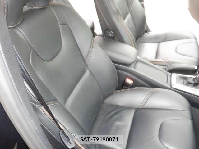 Volvo CROSS COUNTRY 2013-11 8851008-7