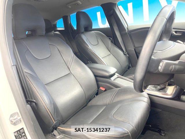 Volvo CROSS COUNTRY 2015-03 8872363-9