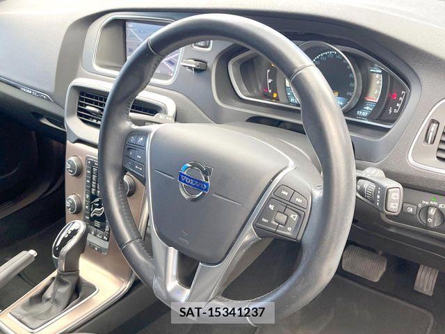 Volvo CROSS COUNTRY 2015-03 8872363-12