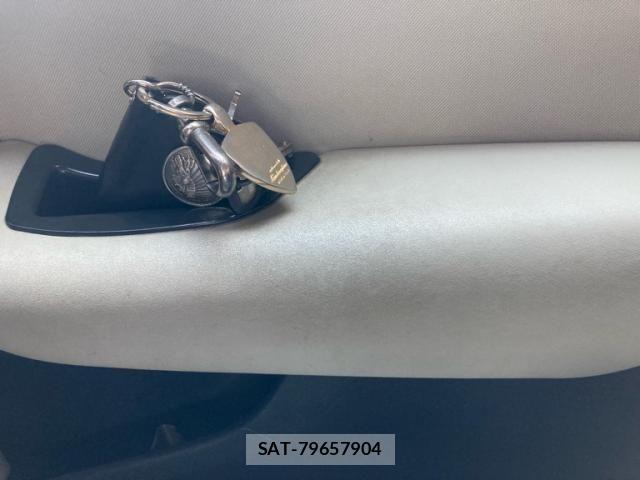 Volvo CROSS COUNTRY 2013-10 8882840-21