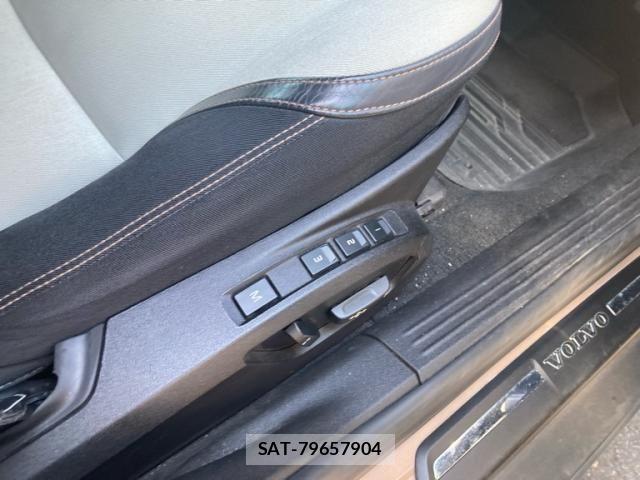Volvo CROSS COUNTRY 2013-10 8882840-27